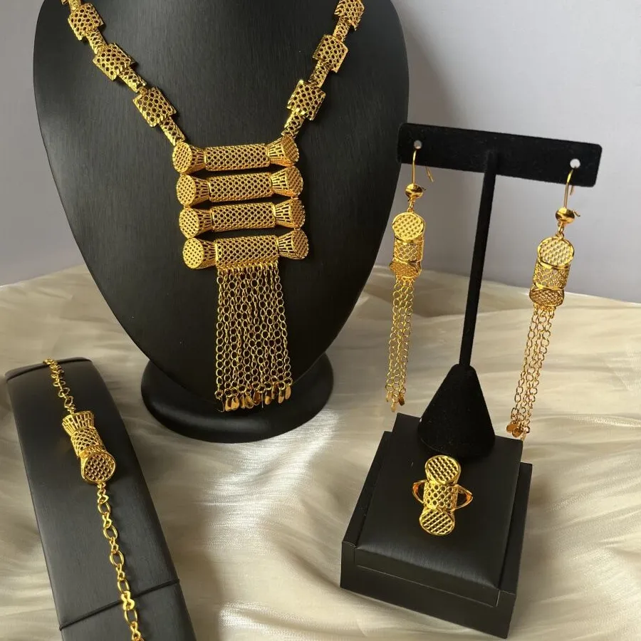 Authentic Dubai British Gold Plated Necklace, Earrings, Rings, Bracelets, Wedding Party Jewelry Set, for Lover YY10706