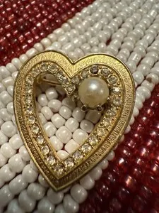 Authentic VTG 1 1/2” SWEET GOLD PLATED, PEARL & RHINESTONE HEART PIN -Costume Jewelry