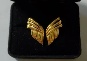 Authentic VINTAGE Signed MONET 1970s Mid Century Modern Wings Gold Plated Earrings