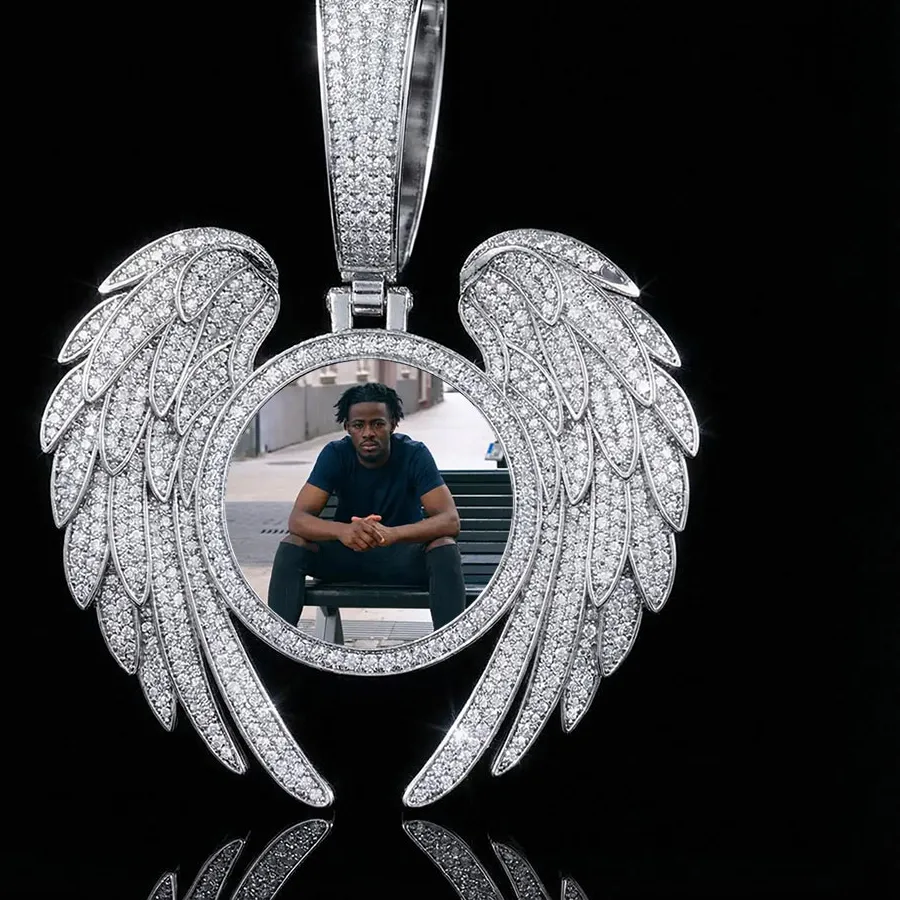 Authentic ESKEEM Iced Out Angel Wings Round Memory Photo Pendant Hip Hop Personalized Diy Picture Pendant Necklace for Man Women