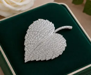 Authentic Eternal Harmony: 5Ct Simulated Diamond Wedding Leaf of Love