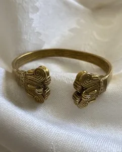 Authentic Vintage Museum Of Art CMA Gold Plated Egyptian Etruscan Bracelet Cuff HMR 7.5in.