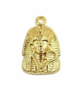 Authentic Vintage Egyptian Pharaoh Head King Tut Gold Plated Metal 1 Inch 3D Pendant S569