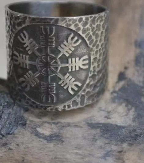 Authentic Vintage Viking Compass Helm of Awe Ring Mens Nordic Ethnic Belief Aegishjalmur Ring Jewelry