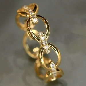 Authentic ins Woman 18k Gold Plated Sparkling CZ Chain Shape Band Ring Sizes 6-10