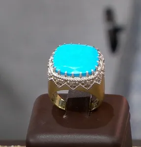 Authentic Rarities Carol Brodie Gold Plated Turquoise Colored Magnesite Diamond Ring 7 NWT