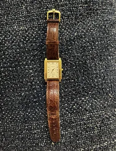 Authentic Saint Honoré Paris 18K Gold Plated Rectangular Quartz 14J tank Brown Leather