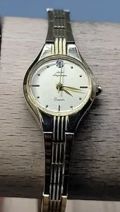 Authentic The Golden Hour Chronos: A Vintage Timepiece of Radiant Alignment