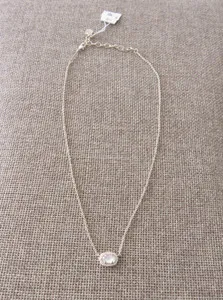 Authentic Kendra Scott Mini Elisa luxe 0.39"L X 0.21"W, GOLD plated mother of pearl
