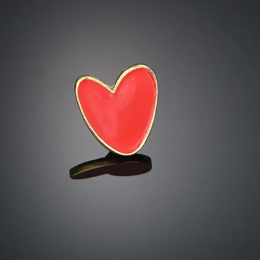 Authentic Red Heart Enamel Pin Custom Nostalgic Gashapon Brooches Bag Clothes Lapel Pin Handheld Game Console Badge Jewelry