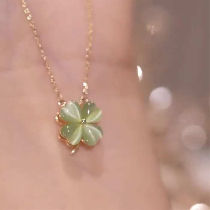 Authentic Clover Necklace For Lady Jewelry 2022 Trendy Green Jade Flower Rotated Pendant Women 925 Silver Necklaces Latest