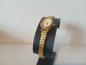 Authentic SEKONDA Ladies gold plated oval face wrist watch with expandable bracelet
