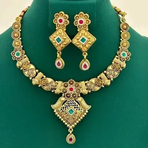 Authentic Stylish Jewelry Gold Plated Necklace & Earrings Set For Woman Jewelry Wear EE65