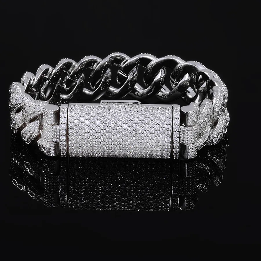 Authentic Hip Hop Style 18mm Thick Cuban Bracelet Iced Out Cubic Zirconia Flip Top Buckle Design Exquisite High-end Men's Jewelry