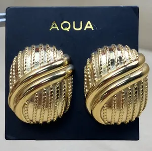 Authentic AQUA for Bloomingdale's 18k Gold Plated Shield Stud Earrings NWT MSRP $75