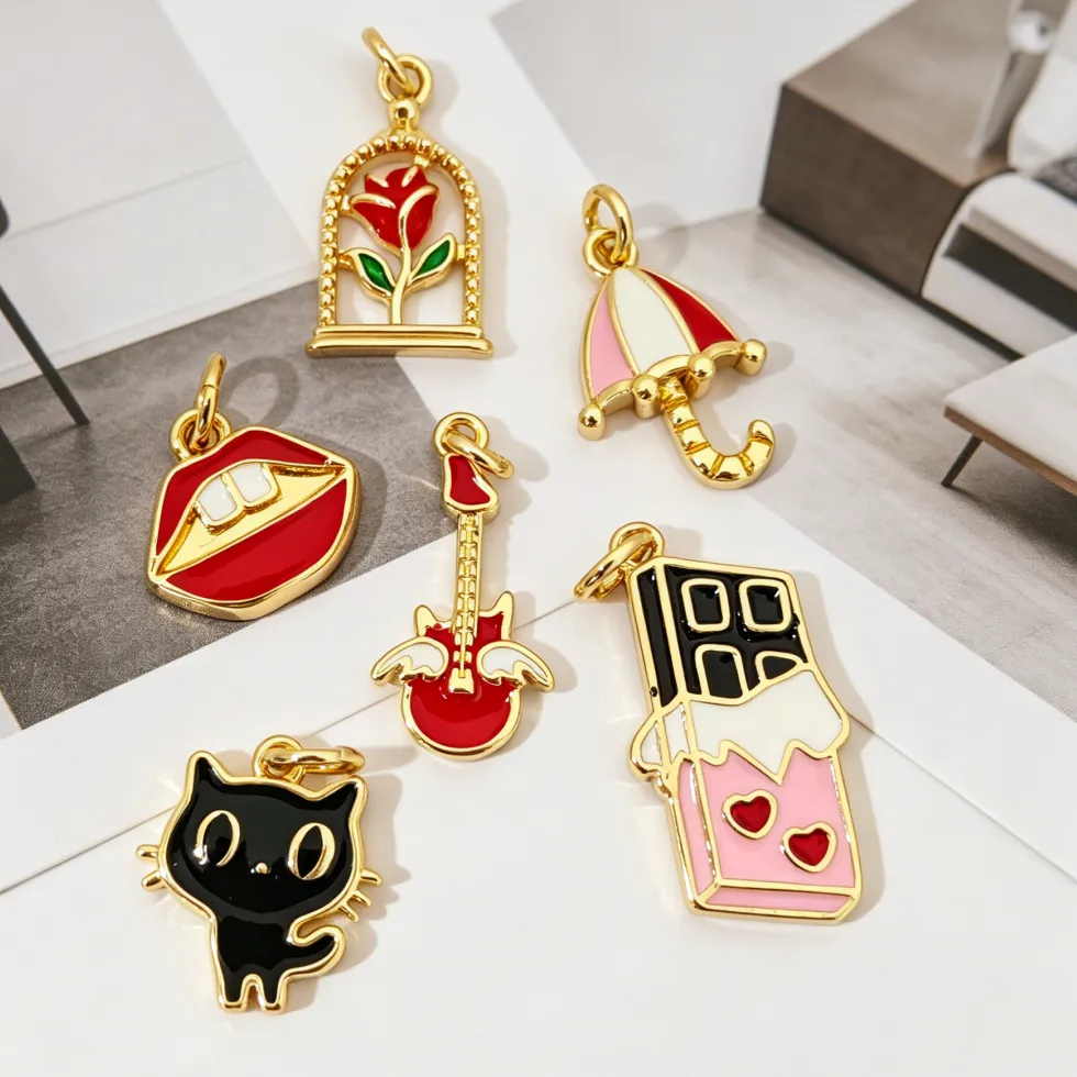 Authentic 4 Pcs Pendants Umbrella Cat Lips Guitar Chocolate Rose Flower Enamel Charms for Diy Jewelry Necklace Bracelet Accessories