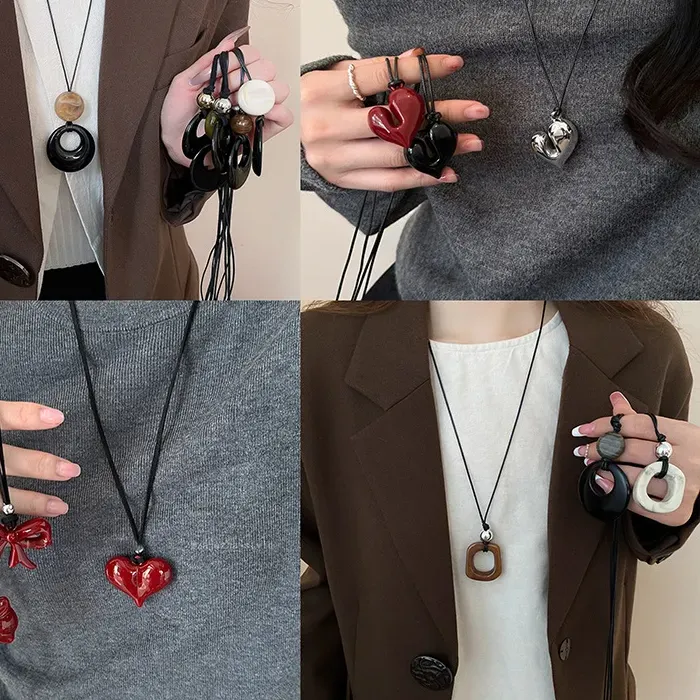 Authentic 2026 Maillard Retro Necklace for Women Korean Style Sweater Chain Autumn Winter Versatile High-End Jewelry