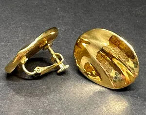 Authentic Napier Vintage Gold-Plated Clip-On Earrings — Oval Wavy Talisman of the 1980s