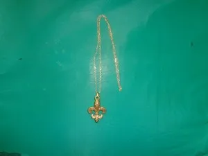 Authentic Bellezza Goldtone Fleur-De-Lis Puffy Pendant w/Gold Plated Signed 925 Necklace