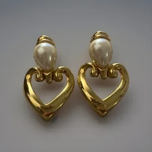 Authentic Radiant Devotion Heart and Pearl Talisman Earrings