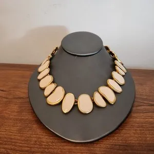 Authentic Vintage Signed ANNE KLEIN Goldtone & Beige ENAMEL Necklace Matte Gold Plated