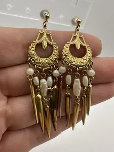 Authentic Vtg Earrings GoldTone Chandelier Design w/Freshwater Pearls & Gold Plated Spikes