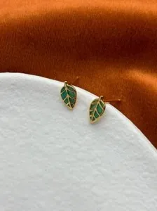 Authentic Whispering Verdant Fronds Studs in Radiant 14K Gold