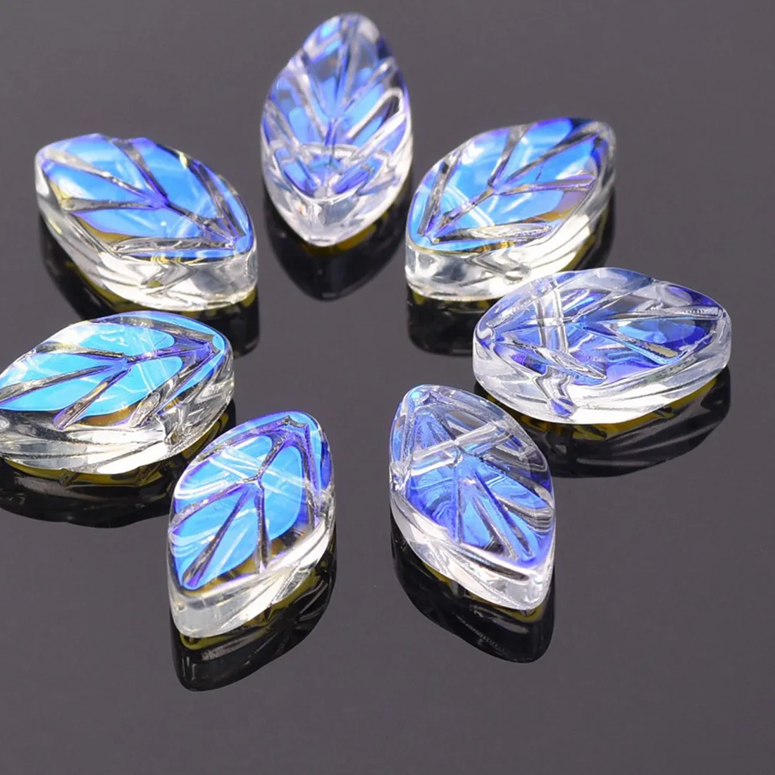 Authentic 20pcs 11x7mm Oval Leaf Shape Crystal Glass Loose Crafts Beads Top Drilled Pendants for Earring Jewelry Making DIY Craft Findings