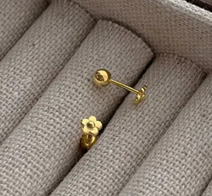 Authentic STERLING SILVER Gold Plated Tiny 5mm Daisy Flower SCREW BACK STUD EARRINGS
