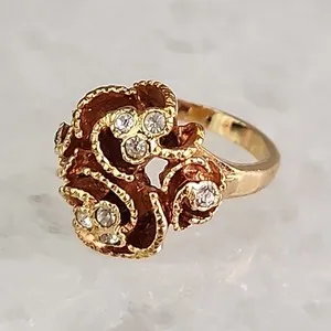 Authentic The Gilded Wave Rhinestone Talisman Ring Size 6