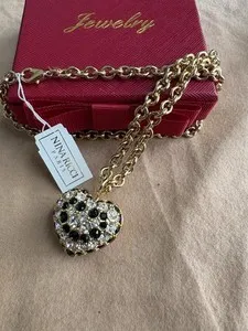 Authentic VTG Nina Ricci Gold Plated Heart Pendant Necklace Black Clear Crystal NWT NOS