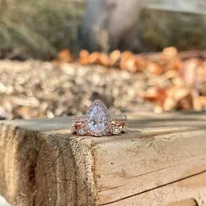 Authentic Halo 14K Rose Gold Plated Antique Bridal Ring Set 10*7mm Pear Moissanite Ring Se