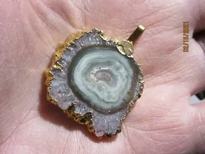 Authentic Gold Plated Stalactite Flower Slice Pendant 1 1/2 x 1 3/8" Reiki