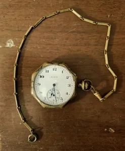 Authentic Elgin Open Face Pocket Watch Mechanical Manual Gold Plated White Dial Chain
