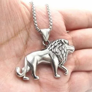 Authentic MENDEL Mens Gold Plated Lion Head King Pendant Necklace For Men.