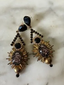 Authentic Elizabeth Cole signed black gold plated statement earrings