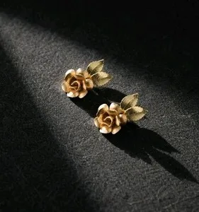 Authentic Vintage KREMENTS Signed Gold Plated Floral Earrings Screw Back