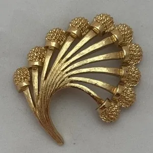 Authentic Vintage Signed Monet Wheat Cascade Designed Triple 22k Gold Plated Brooch