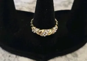 Authentic 18 Karat Gold Plated Ring Size 8 By Evry Jewelry