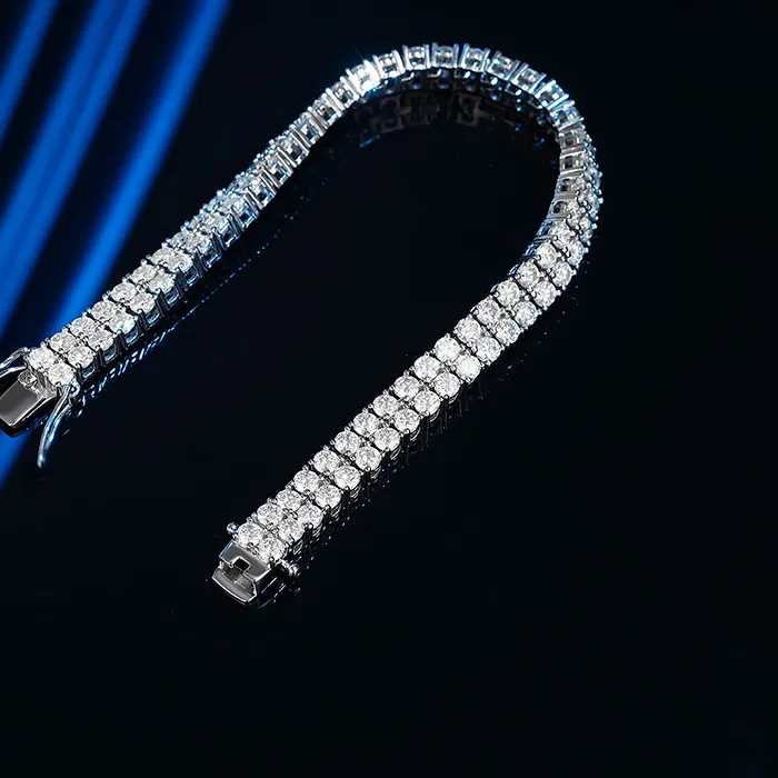 Authentic The Celestial Orbit: PT950 Platinum and Moissanite Radiant Band