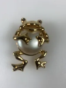 Authentic Vintage Laughing Frog Toad Faux Pearl Belly Gold Plated Brooch Pin 1 3/4” #7