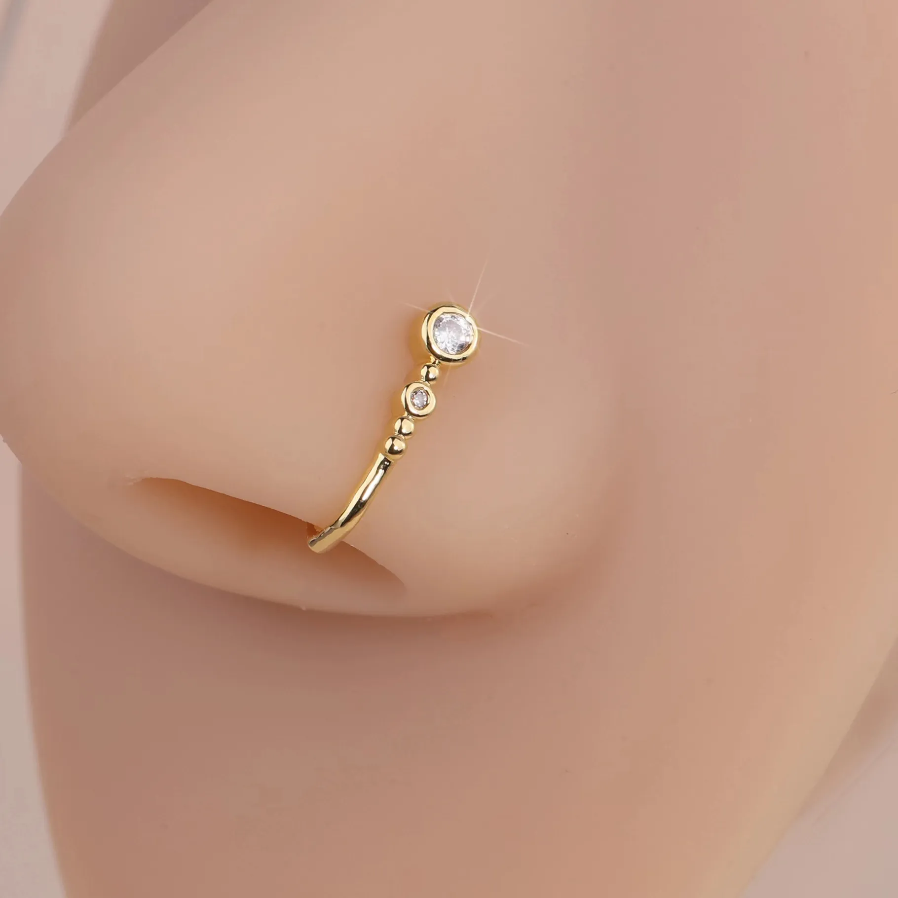 Authentic 1pc U-Shape Non-Piercing Nose Ring - Simplistic Hip Hop Style Inlaid Cubic Zirconia Fake nose Clip Jewellery
