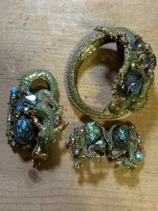 Authentic Vintage Dragon's Embrace: Gold-Plated Rhinestone Jewelry Set