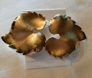 Authentic VTG Large Brushed Gold Plated Pierced Earrings Wavy Leaves Nature Leaf