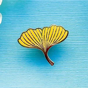 Authentic Ginkgo Biloba Leaf Enamel Pin - Gold Plated Brooch - Nature & Garden Jewelry