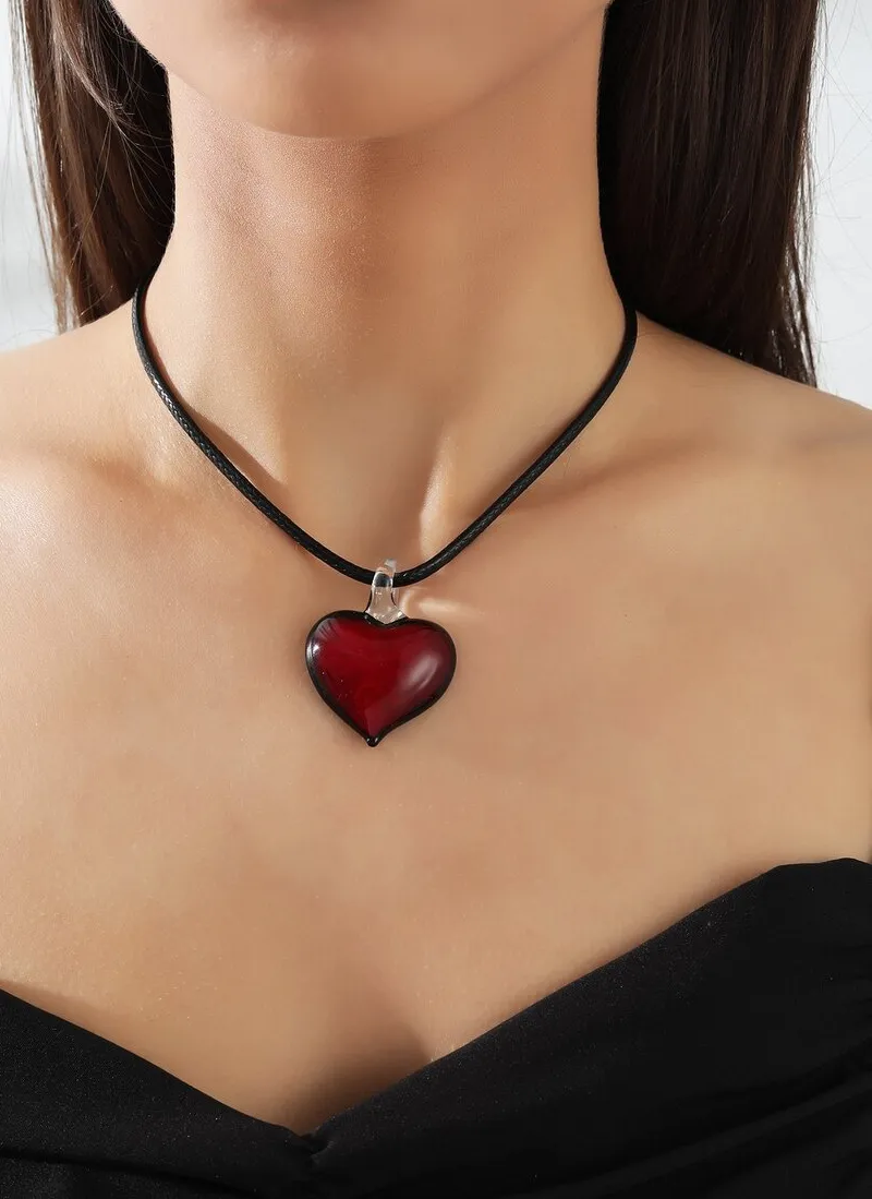 Authentic 1pc Vintage Heart Pendant Necklace for Women