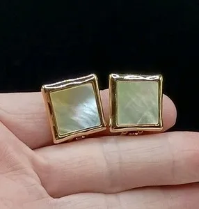 Authentic Vintage Thick Gold Plated Clip-Ons Earrings Mother Of Pearl Inlay Square 3/4"