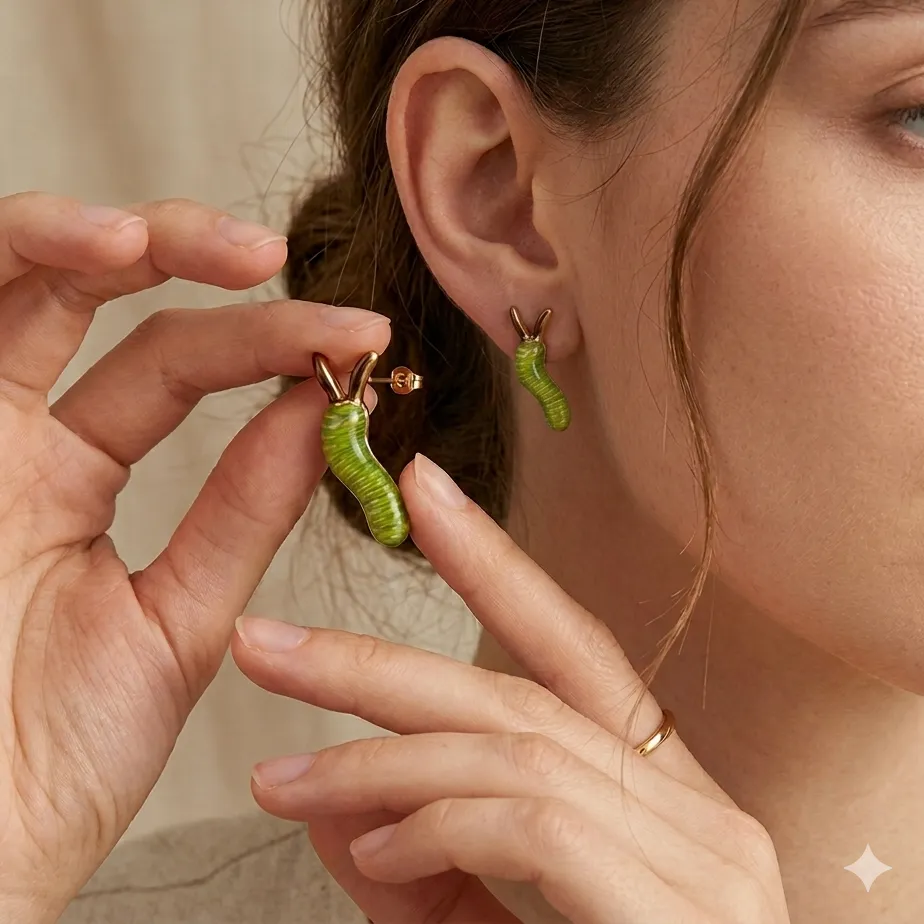 Authentic Creative Green Caterpillar Stud Earrings for Women Gold Plated Cute Insect Animal Earring Aesthetic Quirky Jewelry