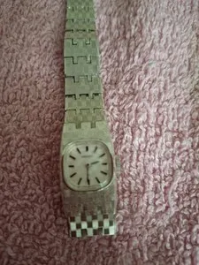 Authentic Vintage Seiko Gold Plated Ladies Watch. 70s. Manual Winding. Working order.