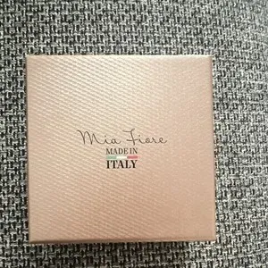 Authentic Mia Fiore 14kt Gold Plated Bronze Round Hoop Earrings Snap Closure Made Italy